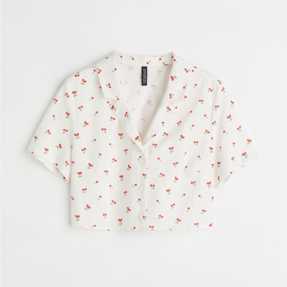 H&M  linen top Cherry pattern Size L